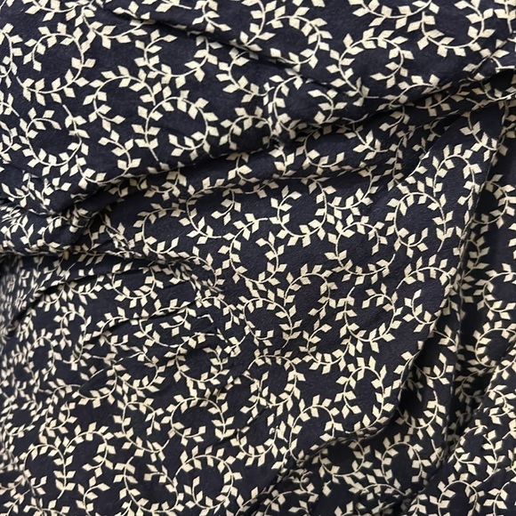 Blu Pepper Open Back Dress l SIZE M - Picture 6 of 6